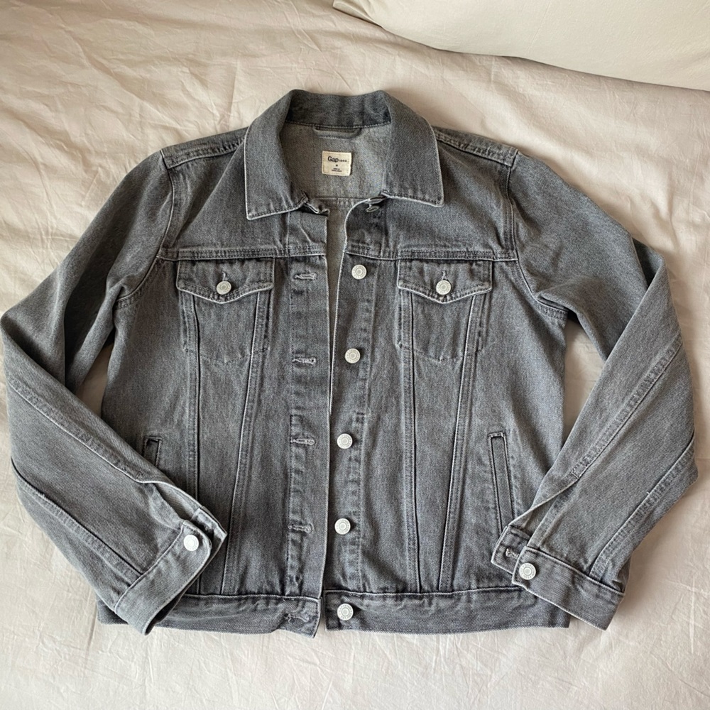 Gap Women’s Denim Icon Jacket Washed Grey